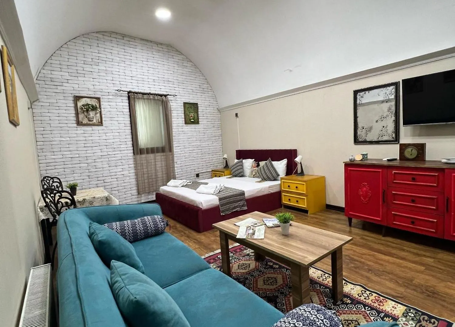 Old Rooms Hotel Nz Bakoe