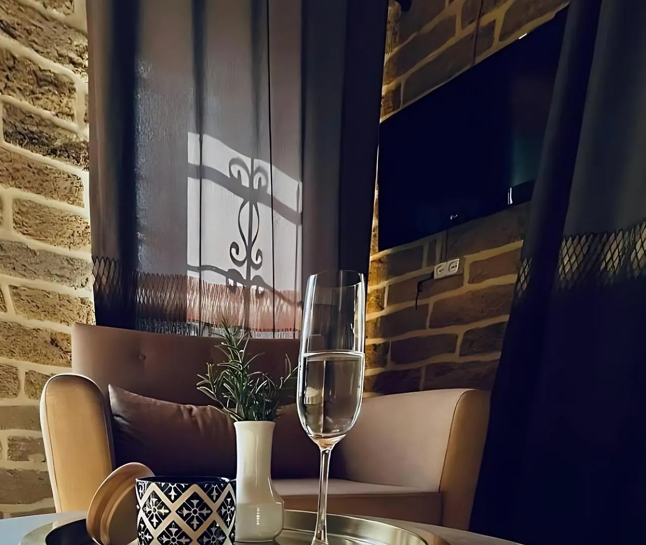 Old Rooms Hotel Nz Baku